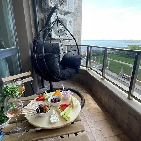 Brand New First Line Sea View 2 Bedroom Apartamento Burgas