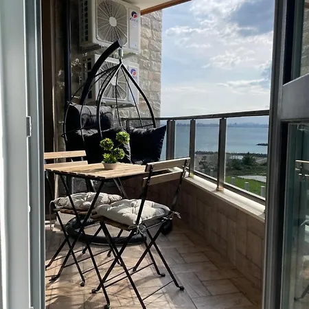 아파트 Brand New First Line Sea View 1 Bedroom